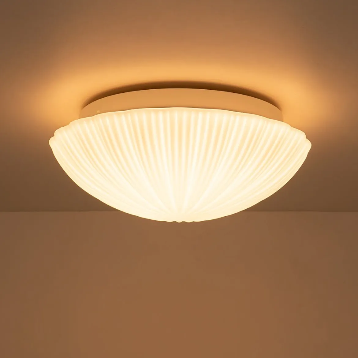 Dimmable LED White Ribbed Glass Scalloped Ceiling Light