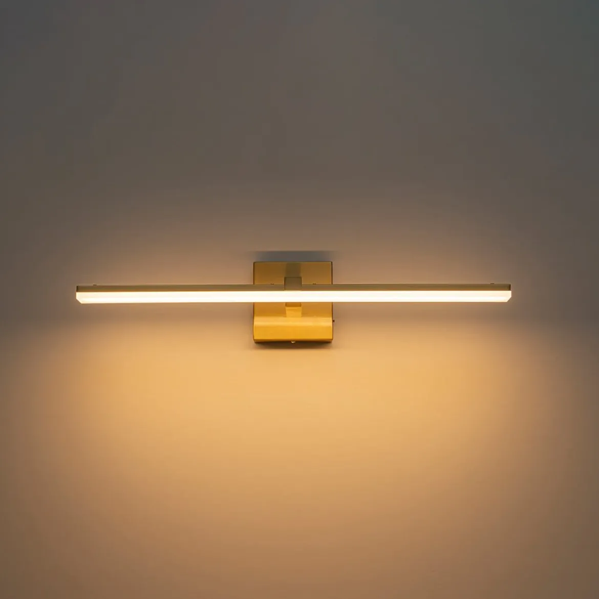 Minimalist Dimmable LED Linear Vanity Sconce Picture Light