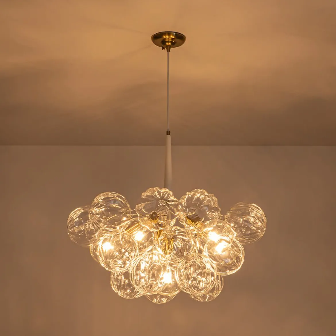 Modern Cluster Sculpture Texture Glass Globe Bubble Chandelier