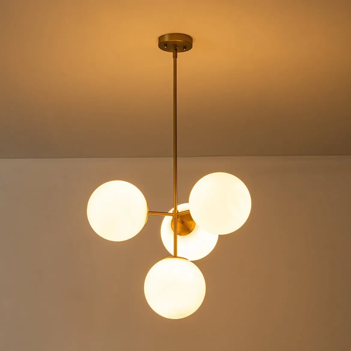 (OpenBox) 4-Light Opal Glass Globe Sputnik Semi Flush Chandelier